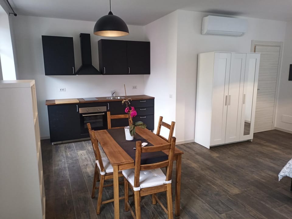 Alloggio delizioso DOMODOSSOLA ROOMS Apartment in Domodossola