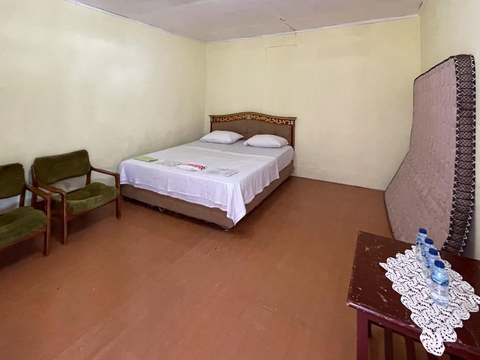 Valencia Homestay Redpartner Hotel in Indonesia