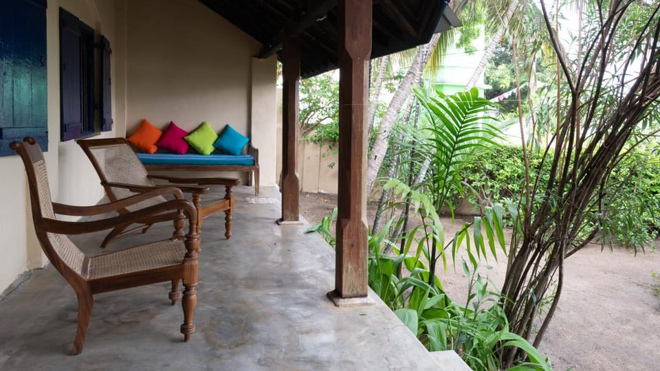 Communal lounge/ TV room, Balcony/Terrace