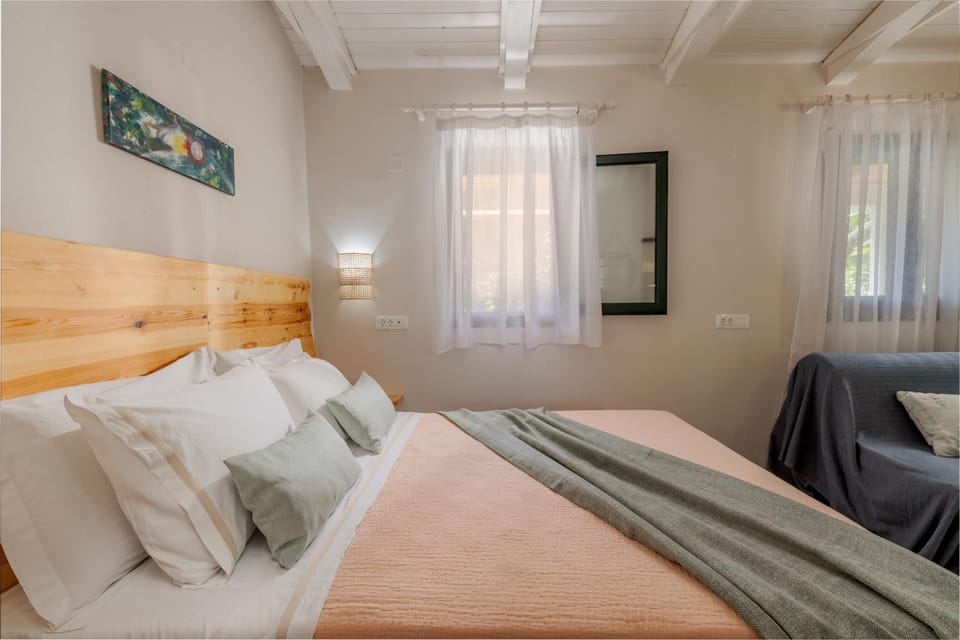THIRES Guesthouse Inn in Zakynthos, Greece