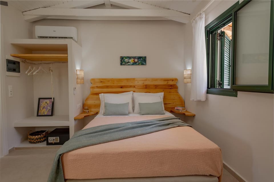 THIRES Guesthouse Inn in Zakynthos, Greece