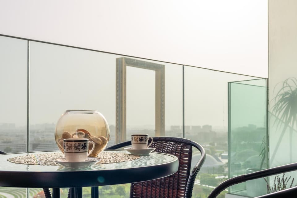 View (from property/room), Balcony/Terrace, City view, Garden view, Landmark view, Street view, Quiet street view