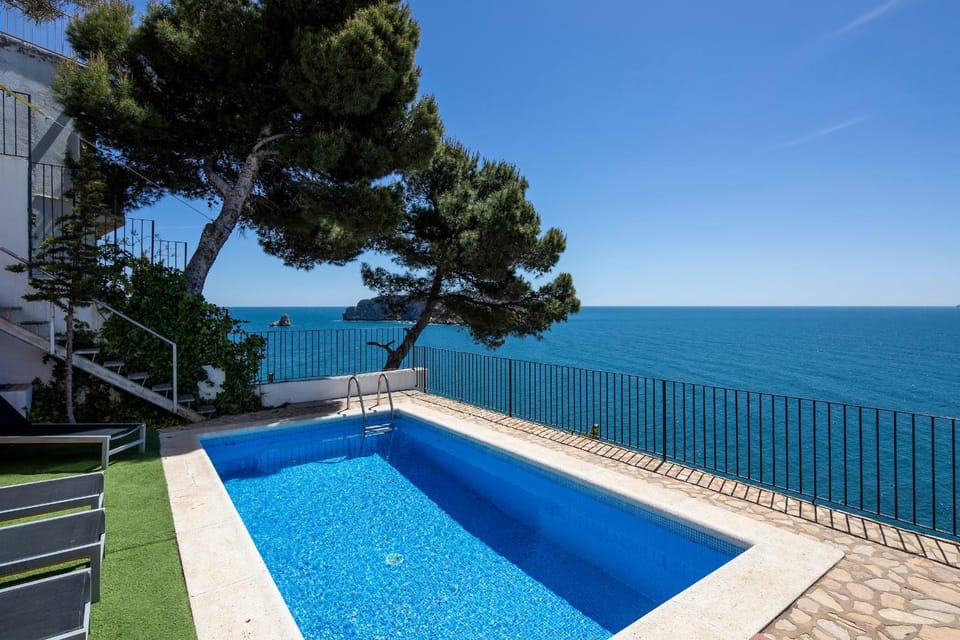 Garden, Balcony/Terrace, Sea view, Swimming pool