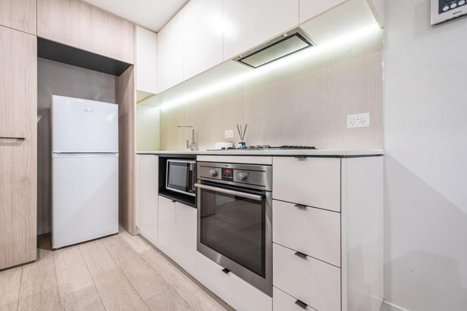 Brightly place 1BR1BA in Southyarra WIFI Balcony Apartment in Melbourne