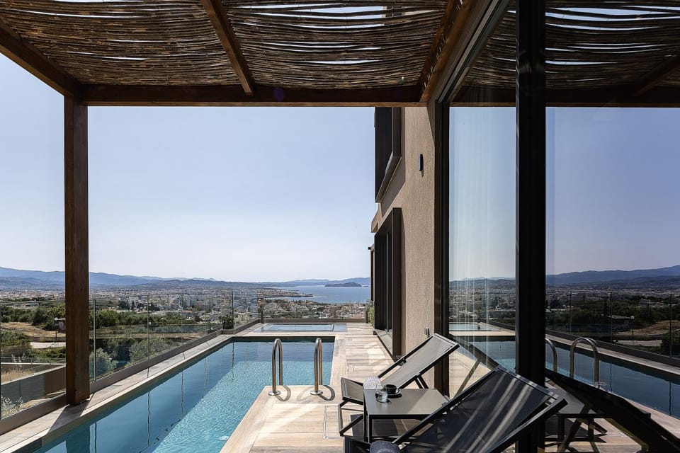 Property building, Pool view