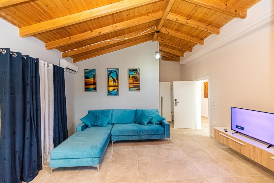 View (from property/room), Living room, Seating area