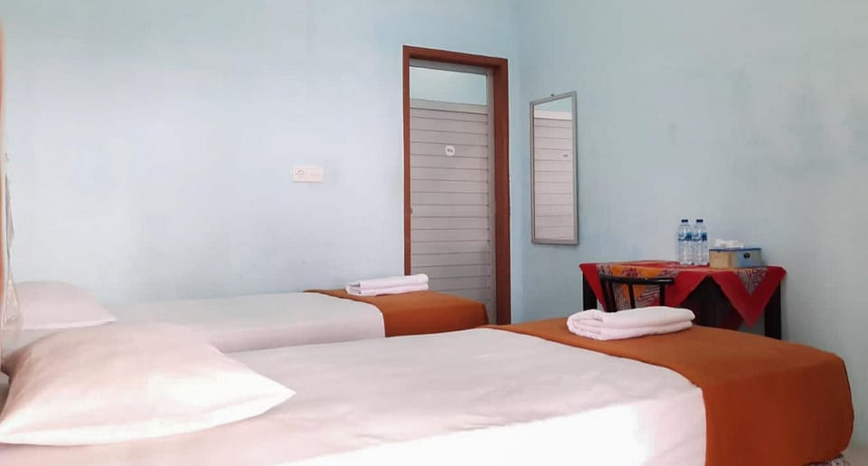 Prima Homestay Mentawai Mitra RedDoorz Hotel in West Sumatra, Indonesia