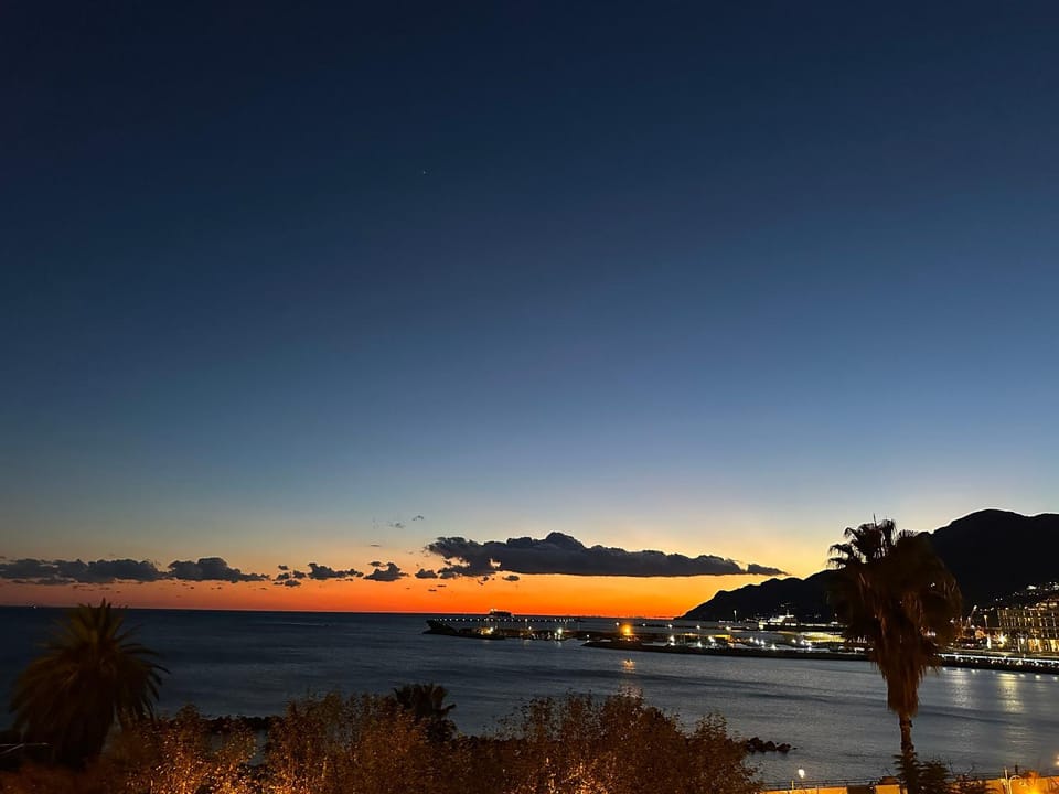 Plaza Apartment Bed and Breakfast in Salerno