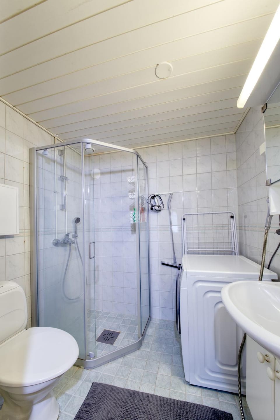 Shower, Toilet, Bathroom, washing machine