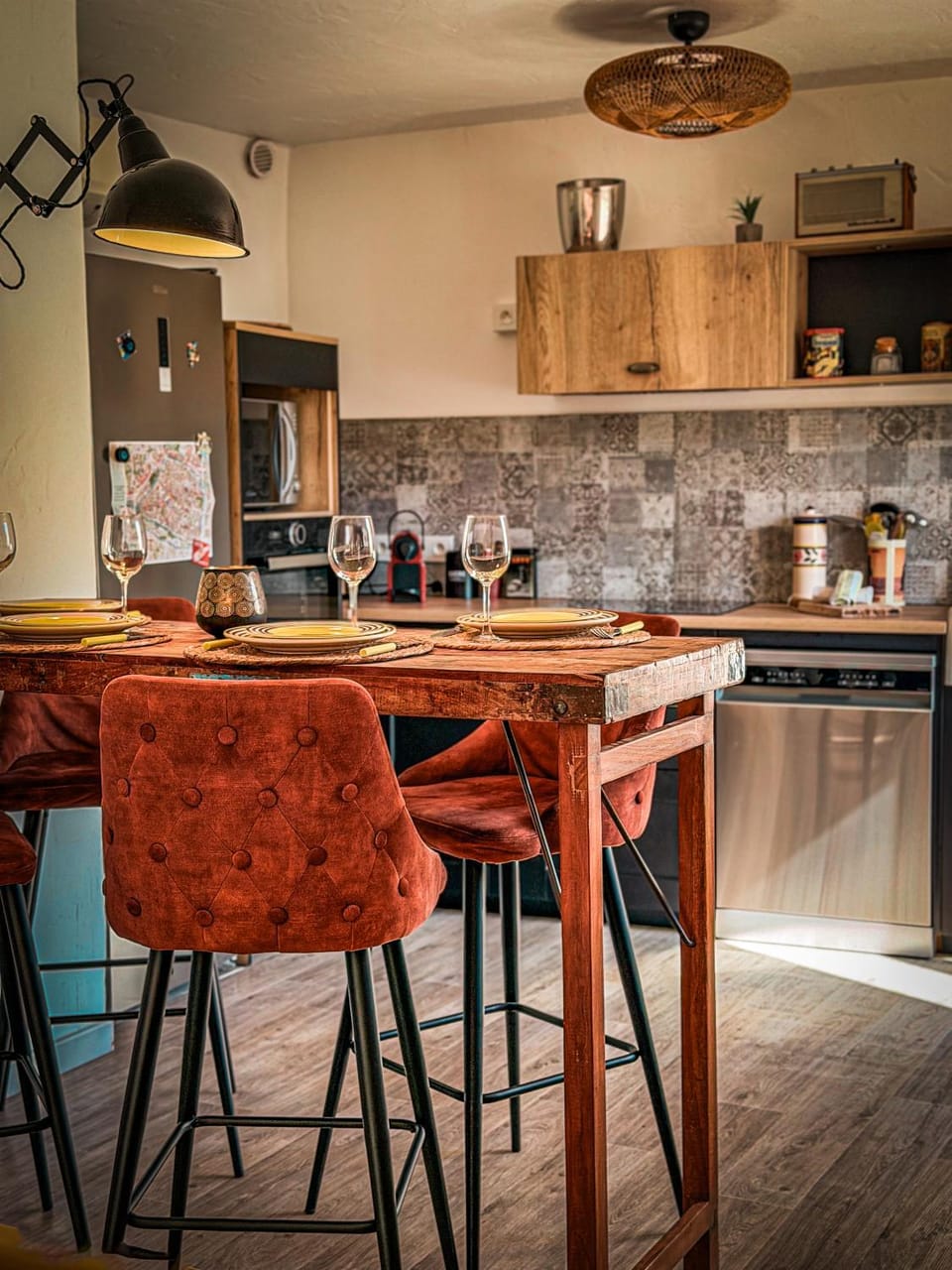 dishwasher, microwave, oven, kitchen
