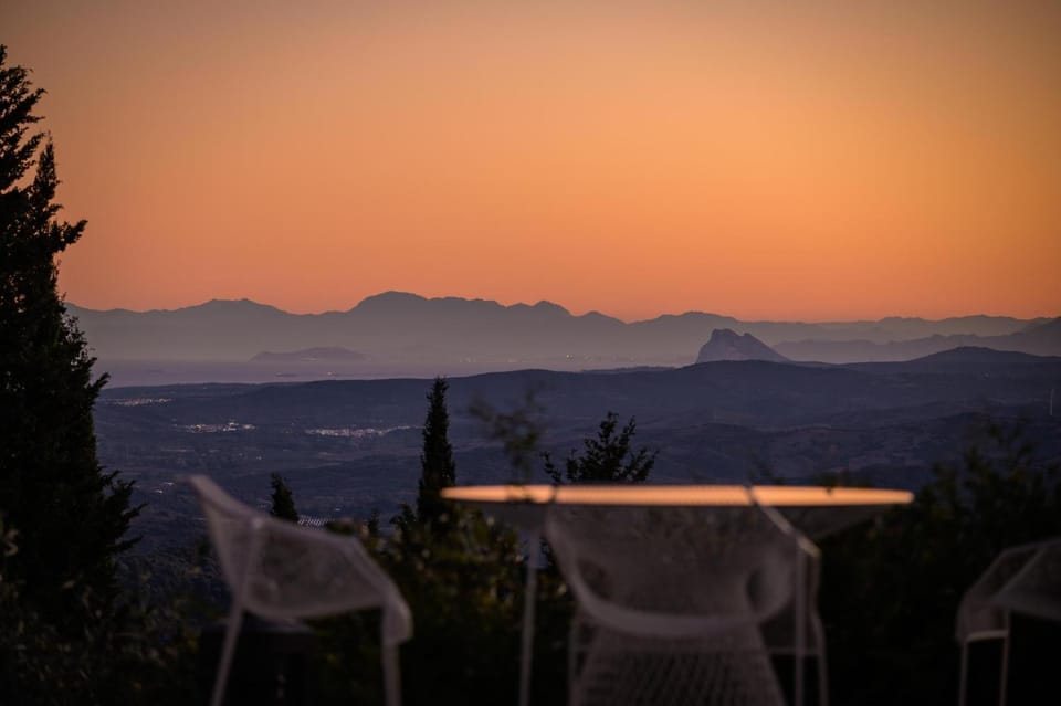 Balcony/Terrace, Mountain view, Sea view, Sunset