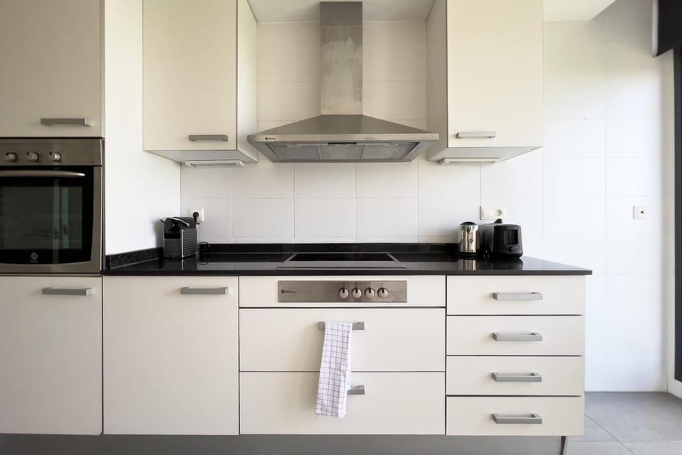 Kitchen or kitchenette, pet friendly