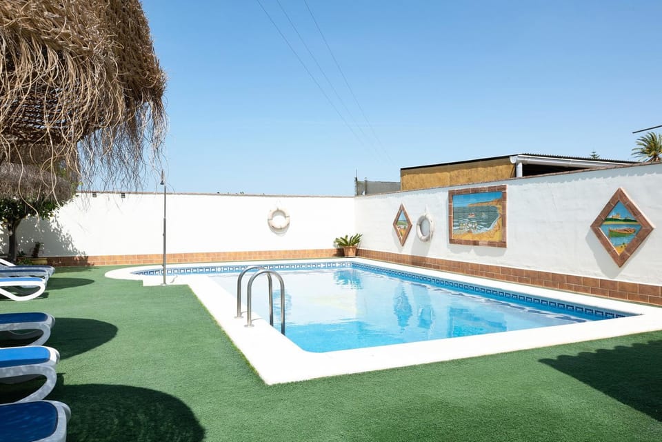 Property building, Swimming pool