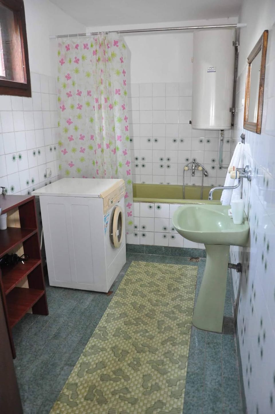 Bathroom, Bath
