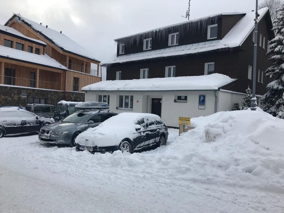 Property building, Winter