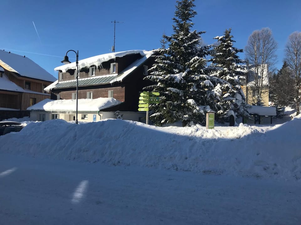 Property building, Winter