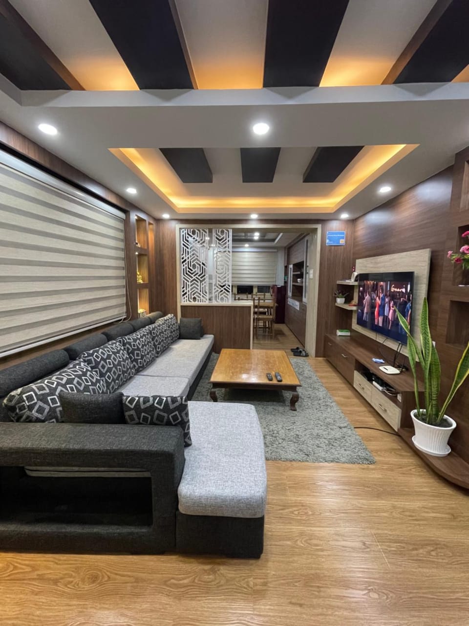 Communal lounge/ TV room, TV and multimedia, Living room, Seating area, Evening entertainment