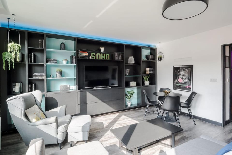 West End 2-Bed - Soho - Sleeps 6 Apartment in City of Westminster