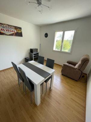 APPARTEMENT LE DOMAINE DES LIBELLULES PROCHE WALIBI Apartment in Auvergne-Rhône-Alpes