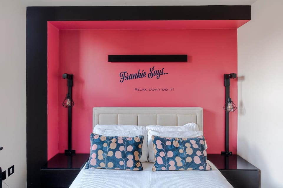 1-bed Soho Penthouse - Rooftop Terrace - Sleeps 4 Apartment in City of Westminster