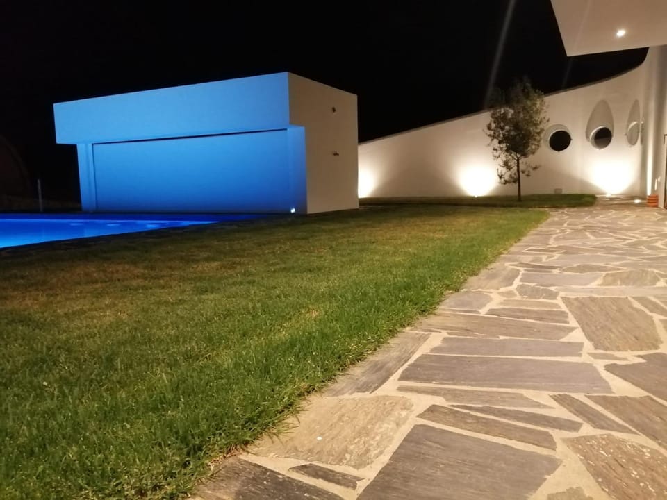 Property building, Garden