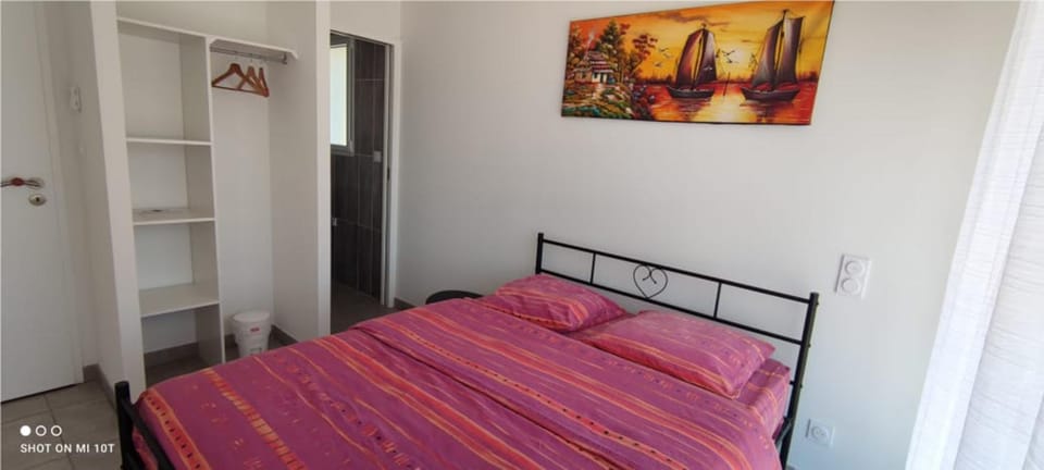 chambre au pied de la forêt Apartment in Nouvelle-Aquitaine