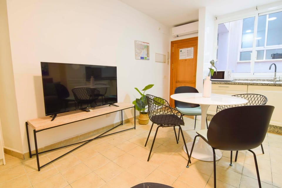 TV and multimedia, Living room, Dining area