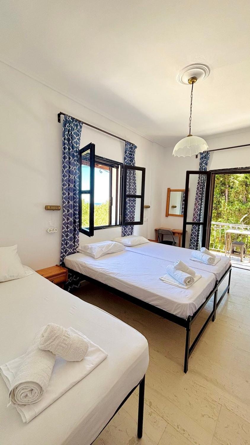 Bed, Photo of the whole room, Bedroom, furniture, towels, kitchen, air conditioner