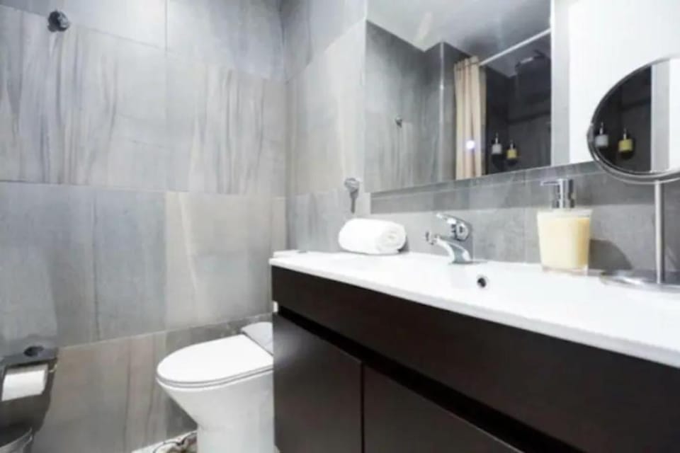 Shower, Toilet, Bathroom