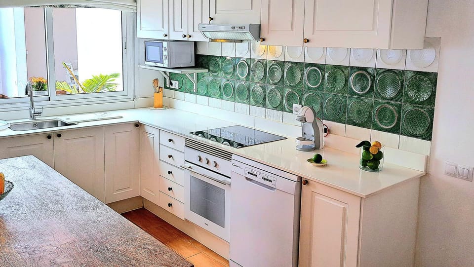 dishwasher, pet friendly