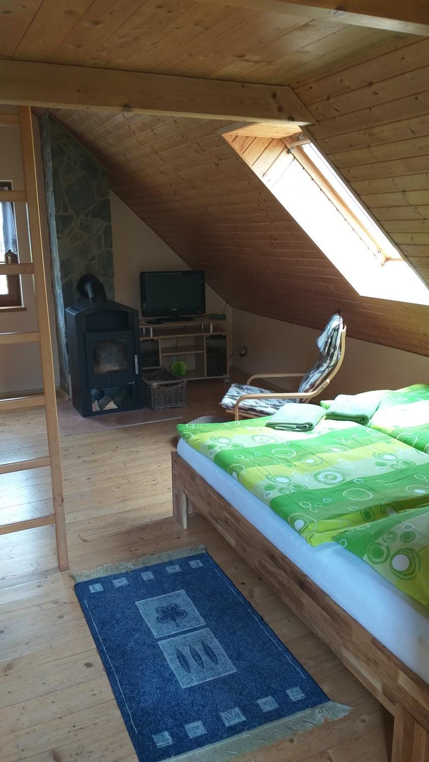 Photo of the whole room
