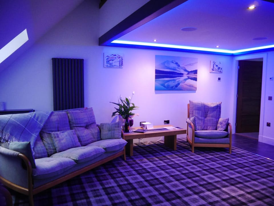 Rest At Last - Highland Apartment with Private hot tub Apartment in Scotland