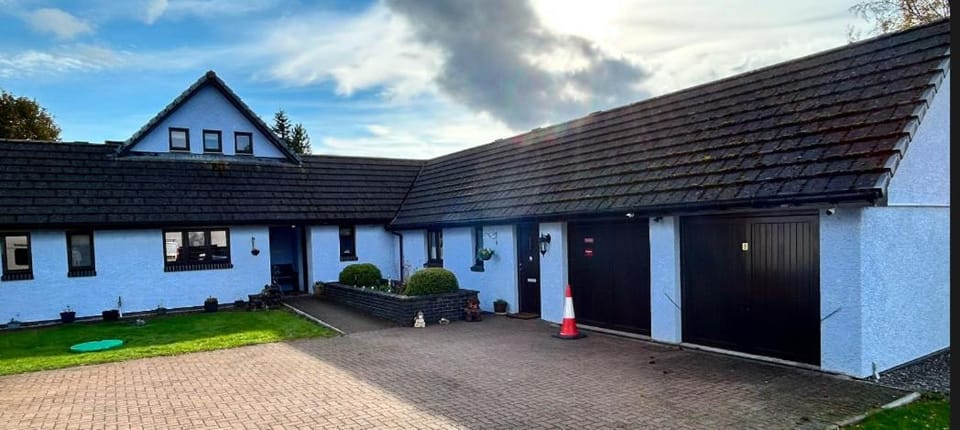 Lindas Retreats Self catering accommodation 1 bedroom cottage or 3 bedroom House House in Scotland