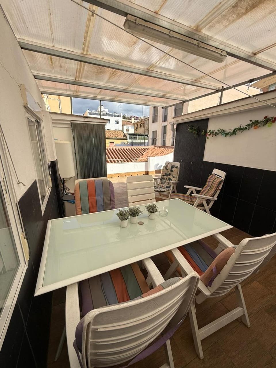 Mooi en erg ruim appartement met een openhaard Apartment in Malaga