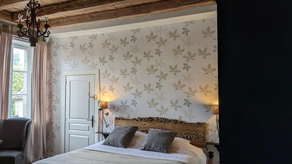 Bed, Bedroom, Inner courtyard view