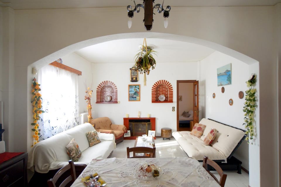 Living room, Lounge or bar, Seating area