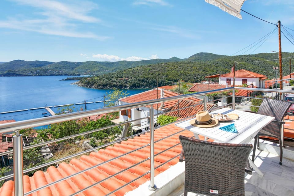 Natural landscape, Balcony/Terrace, Mountain view, Sea view