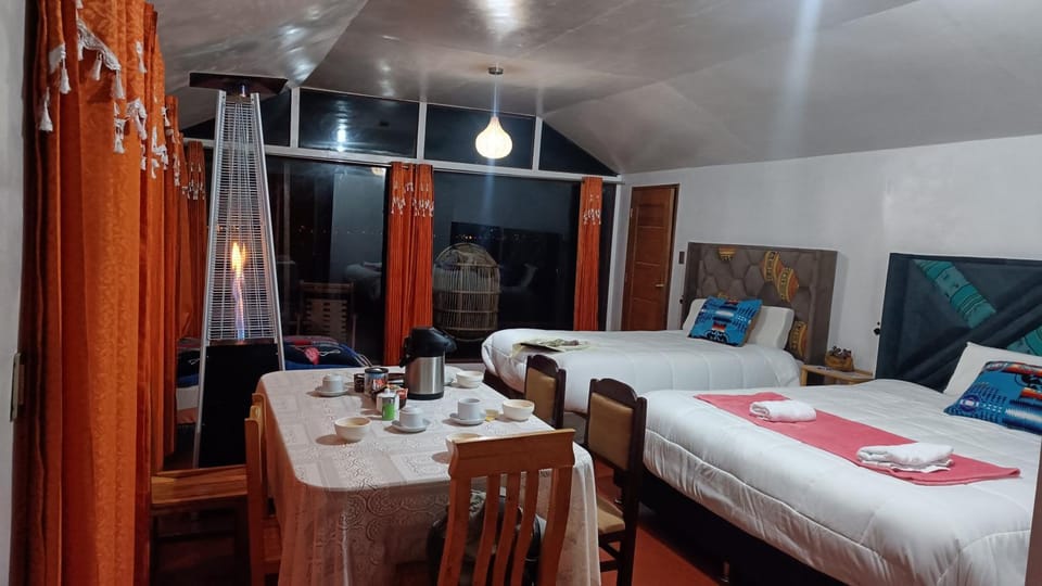Bed, Natural landscape, Photo of the whole room, Bedroom