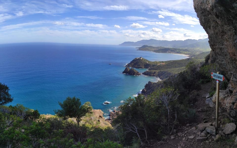 Hiking, Sea view