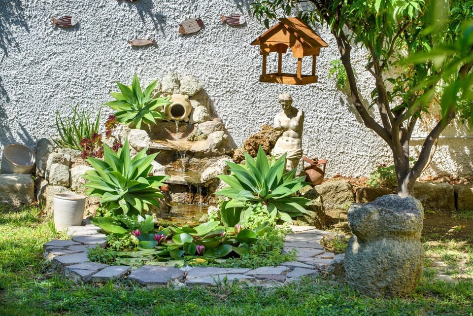 Inner courtyard view