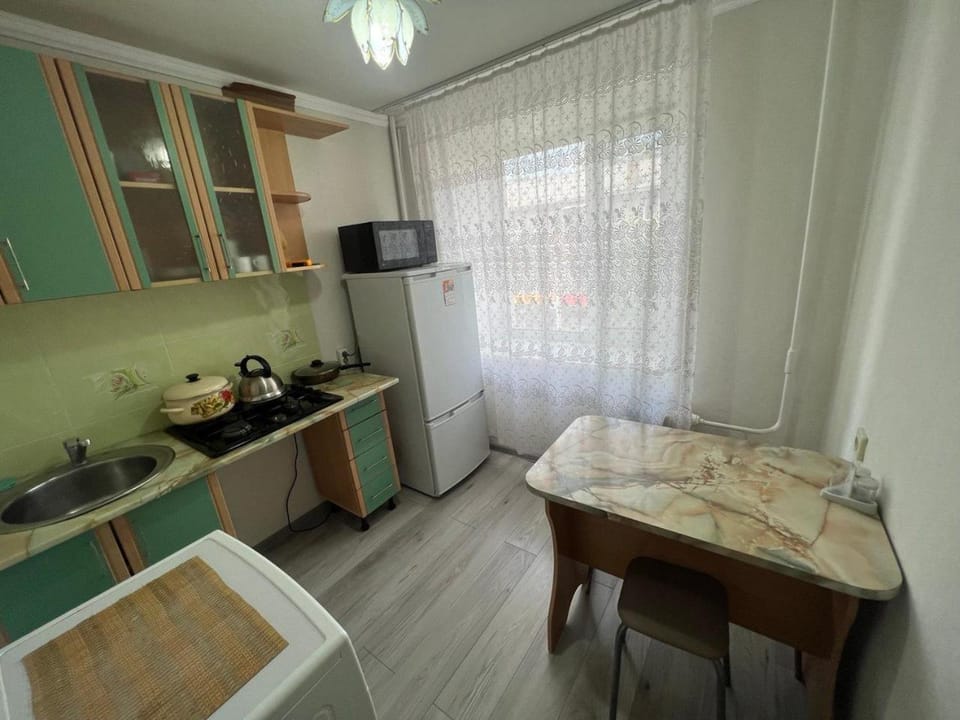 Уютная 1 комнатная квартира в центре города с выходом в центральный парк Apartment in Kazakhstan
