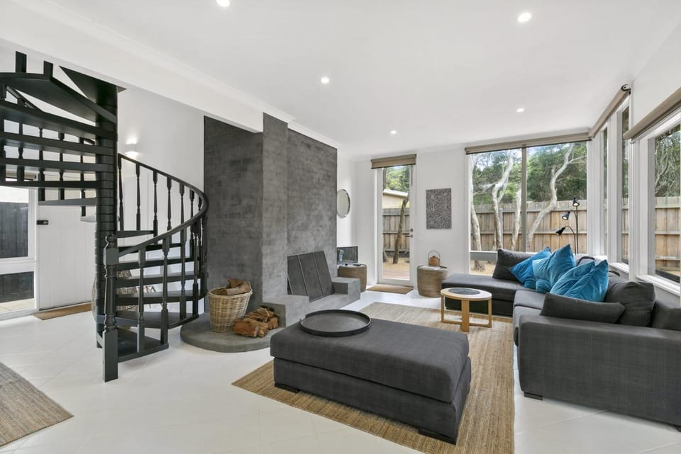 BYO Linen - A1 Location by the sea House in Anglesea