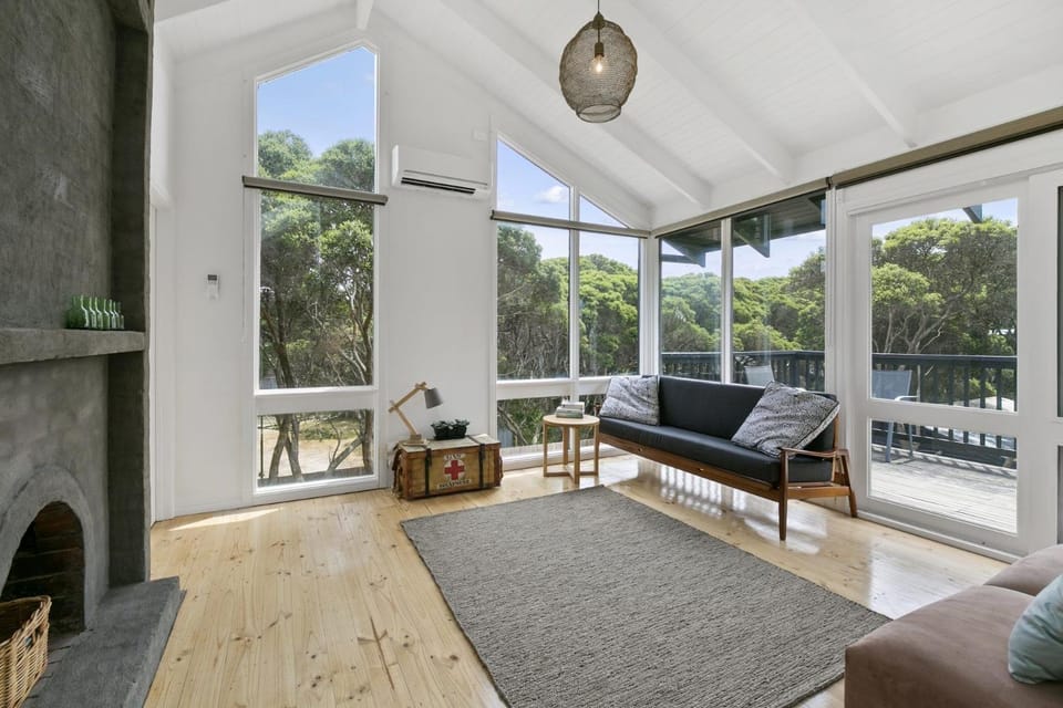 BYO Linen - A1 Location by the sea House in Anglesea