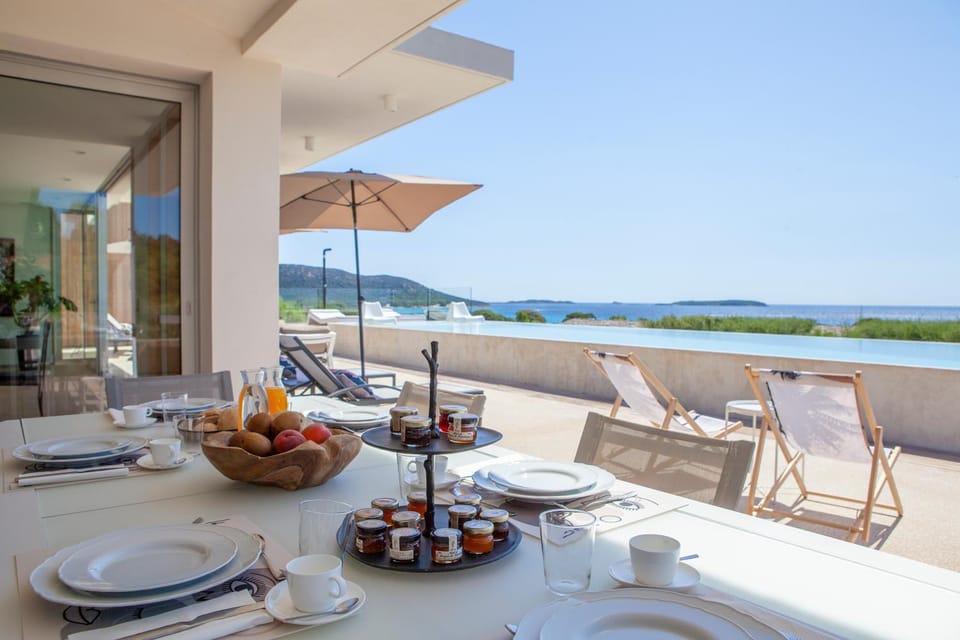 Sea view, Breakfast