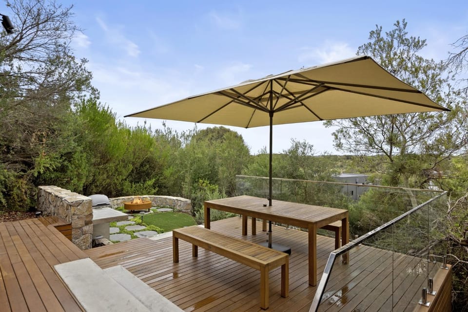 Sunset on Moonah House in Fingal