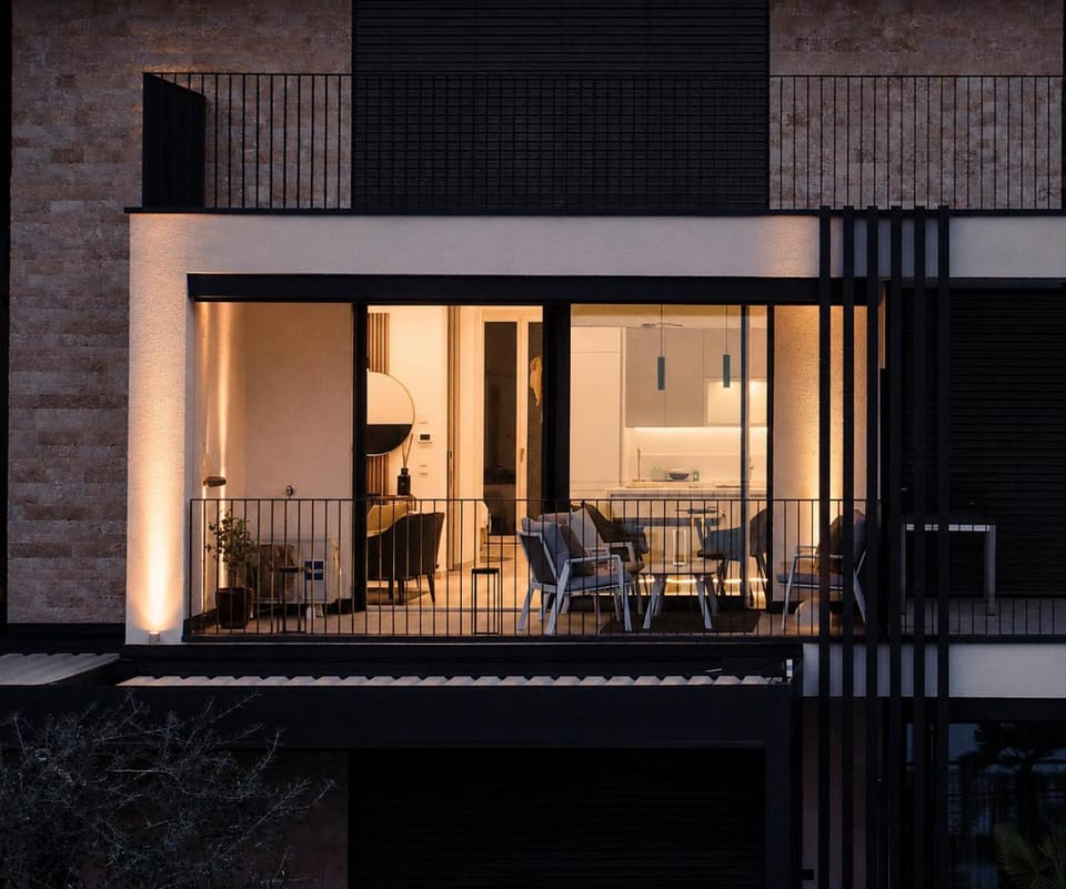 SalvatoreHomes - Luxurious Dreamview Waterfront Apartment in Torri del Benaco with Pool - Casa Azura - a 5 Star Luxury Collection at Lake Garda Apartment in Torri del Benaco