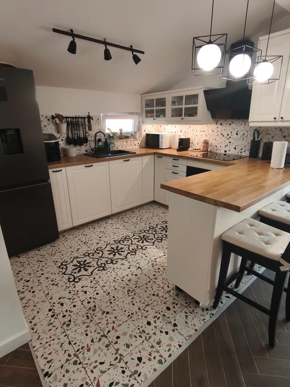 Iva's cosy apartment, sea view and free parking Apartment in Zadar