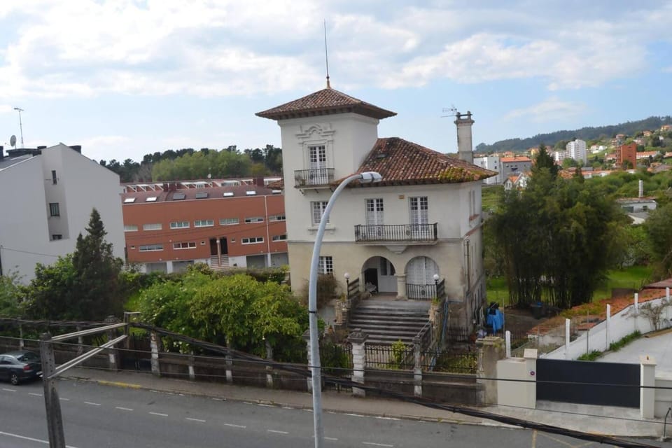 Precioso apartamento de 3 habitaciones en Cabañas. Apartment in O Eume