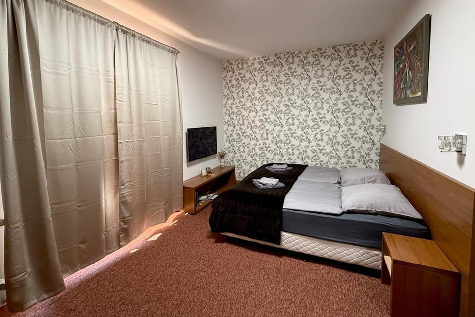 TV and multimedia, Bedroom