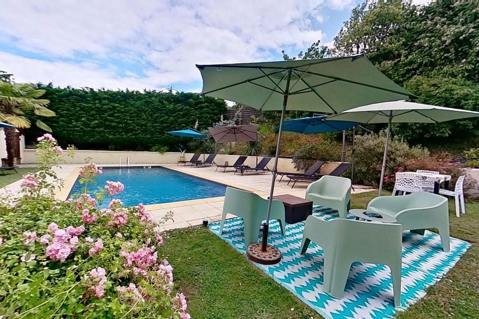 Garden, Swimming pool